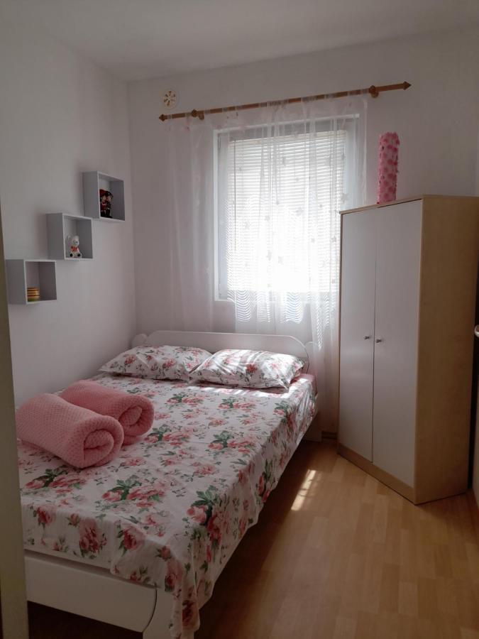 Apartmani Plesa Vir Exterior foto